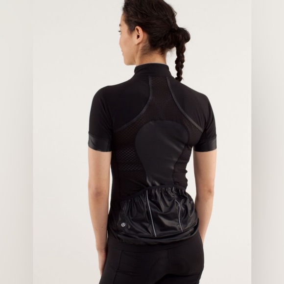 NWOT Lululemon Paceline Jersey in Black - Picture 3 of 10
